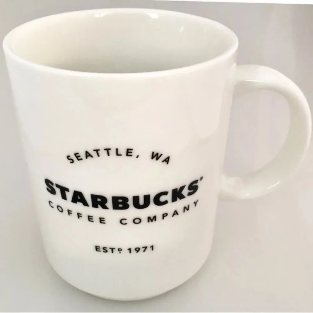 Starbucks Seattle WA 14 oz White Ceramic Coffee Mug Est 1971 Cup 414 ml Classic